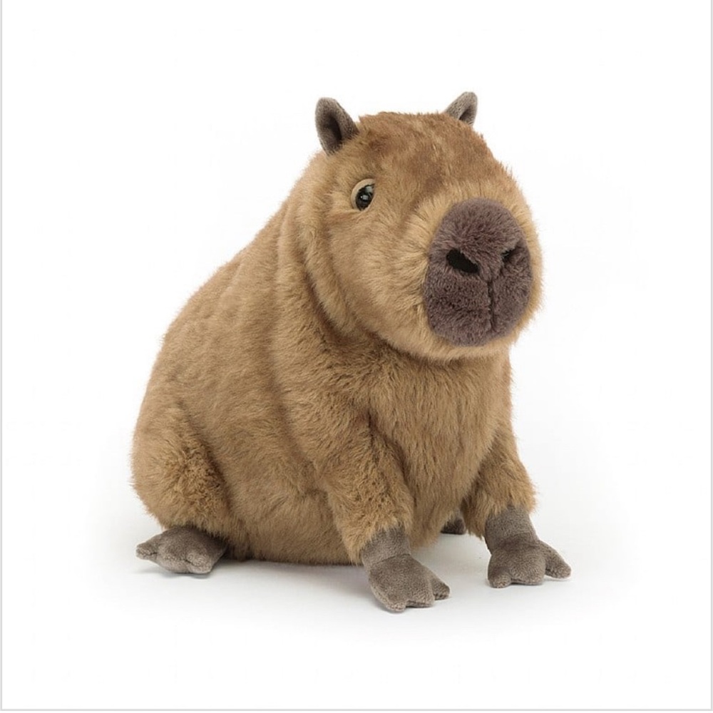Rare Authentic NWT “Clyde” Capybara Jellycat